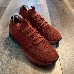 Under Armour HOVR Phantom